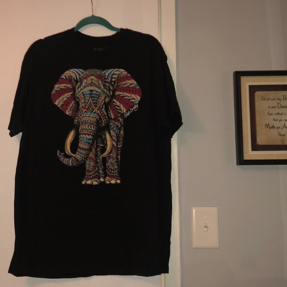 Elephant shirt 🐘